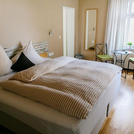 兰登机场酒店 劳森豪森 外观 照片